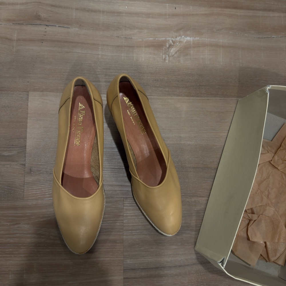 Evan Picone Mustard Espadrille Wedges - Picture 5 of 7